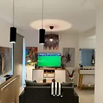 Penthouse Panoramico A Estrenar En Sofisticado Barrio Y Edificio 100M2 Piscina Salon De Eventos Gym