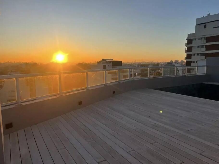 Penthouse Panoramico A Estrenar En Sofisticado Barrio Y Edificio 100m2 Piscina Salon De Eventos Gym