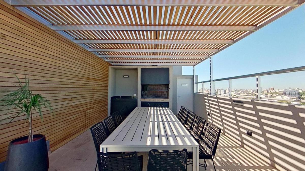 Penthouse Panoramico A Estrenar En Sofisticado Barrio Y Edificio 100m2 Piscina Salon De Eventos Gym *